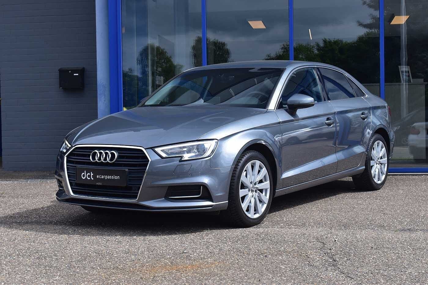 Audi A3 Sedan TFSI S tronic Xenon Navi Camera (automatique), Autos, Argent ou Gris, Achat, 1280 kg, Entreprise