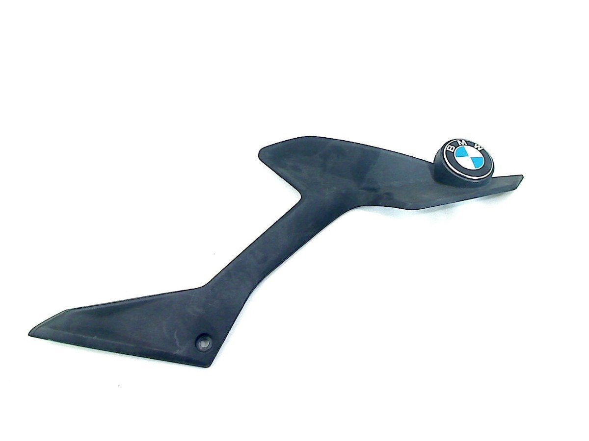 CADRE DE COUVERTURE CADRE DROIT BMW (46638556772), Dhr. S. di Majo, Utilisé, Info@cama-motorparts.nl, P.J. Troelstraweg 8 8
3144 CX  MAASSLUIS, NL
