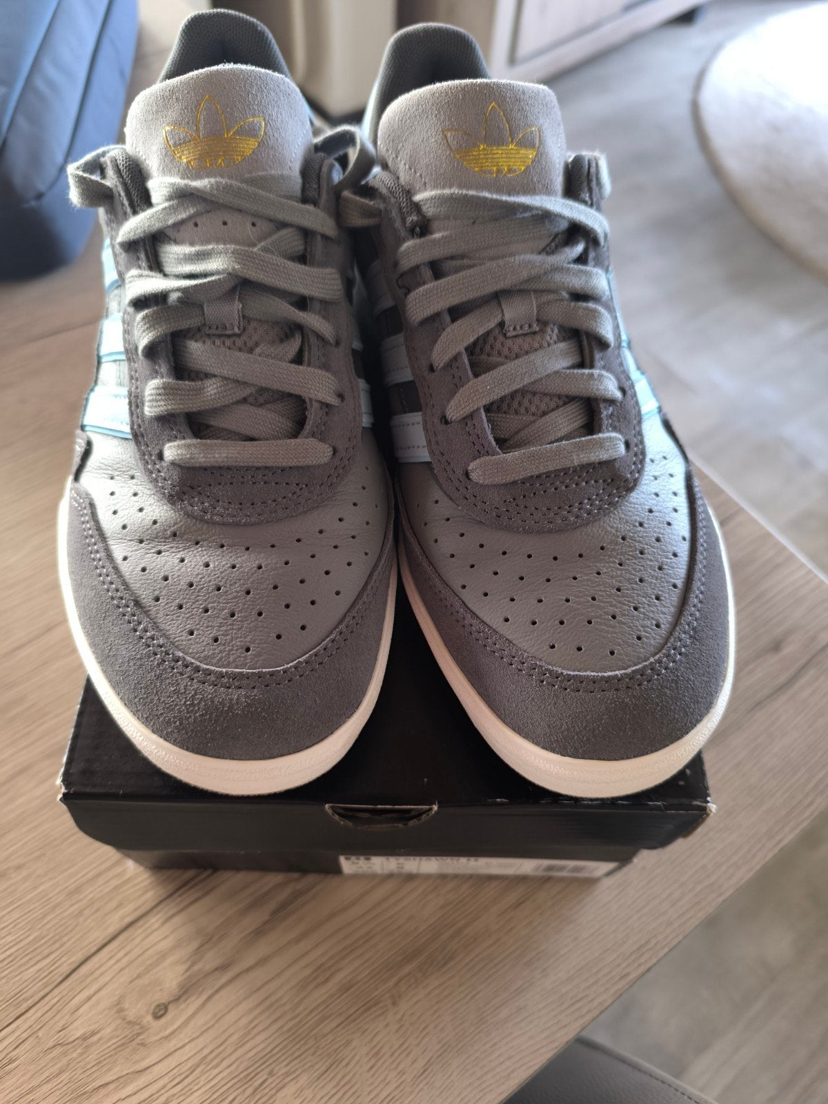 nieuwe sneakers van adidas M 42, Ophalen, Wit, Nieuw, Adidas