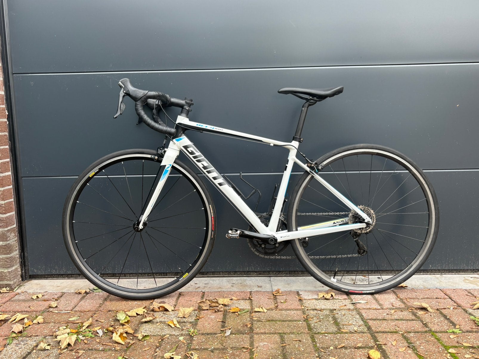 Koersfiets Giant Defy SL, Fietsen en Brommers, 28 inch, Velgrem, Aluminium, Zo goed als nieuw