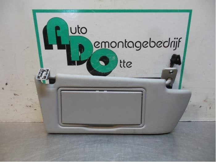 Zonneklep van een Opel Zafira B (Zafira B 05-), Auto-onderdelen, Interieur en Bekleding, Gebruikt, -, -, Opel