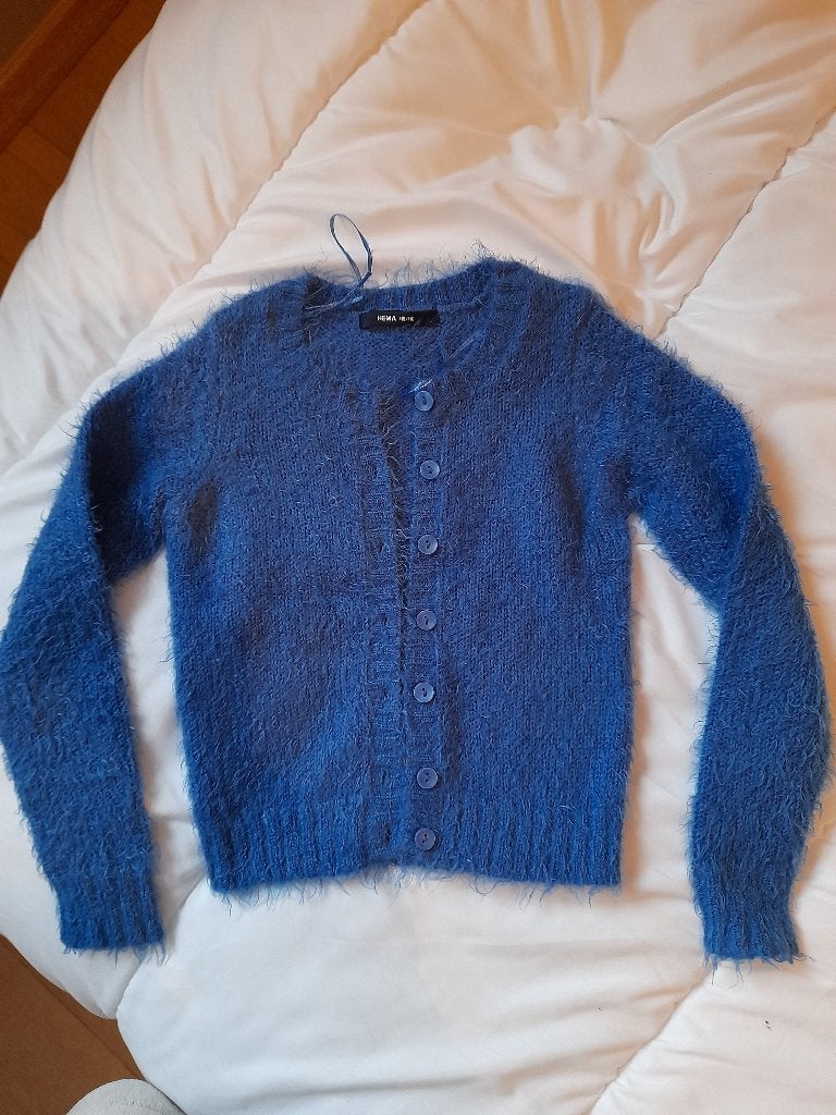 Gilet hema blauw maat 110, Kinderen en Baby's, Kinderkleding | Maat 110, Meisje, Trui of Vest, Ophalen of Verzenden, Zo goed als nieuw