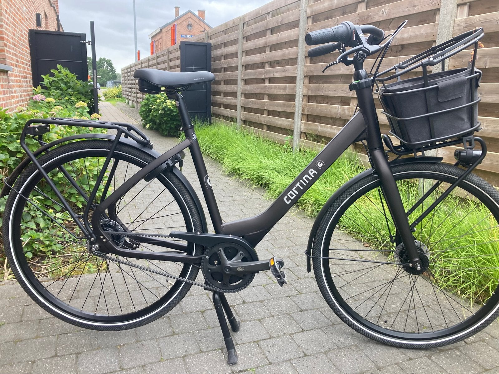 Cortina Common met belt te koop, Fietsen en Brommers, Ophalen, Zo goed als nieuw