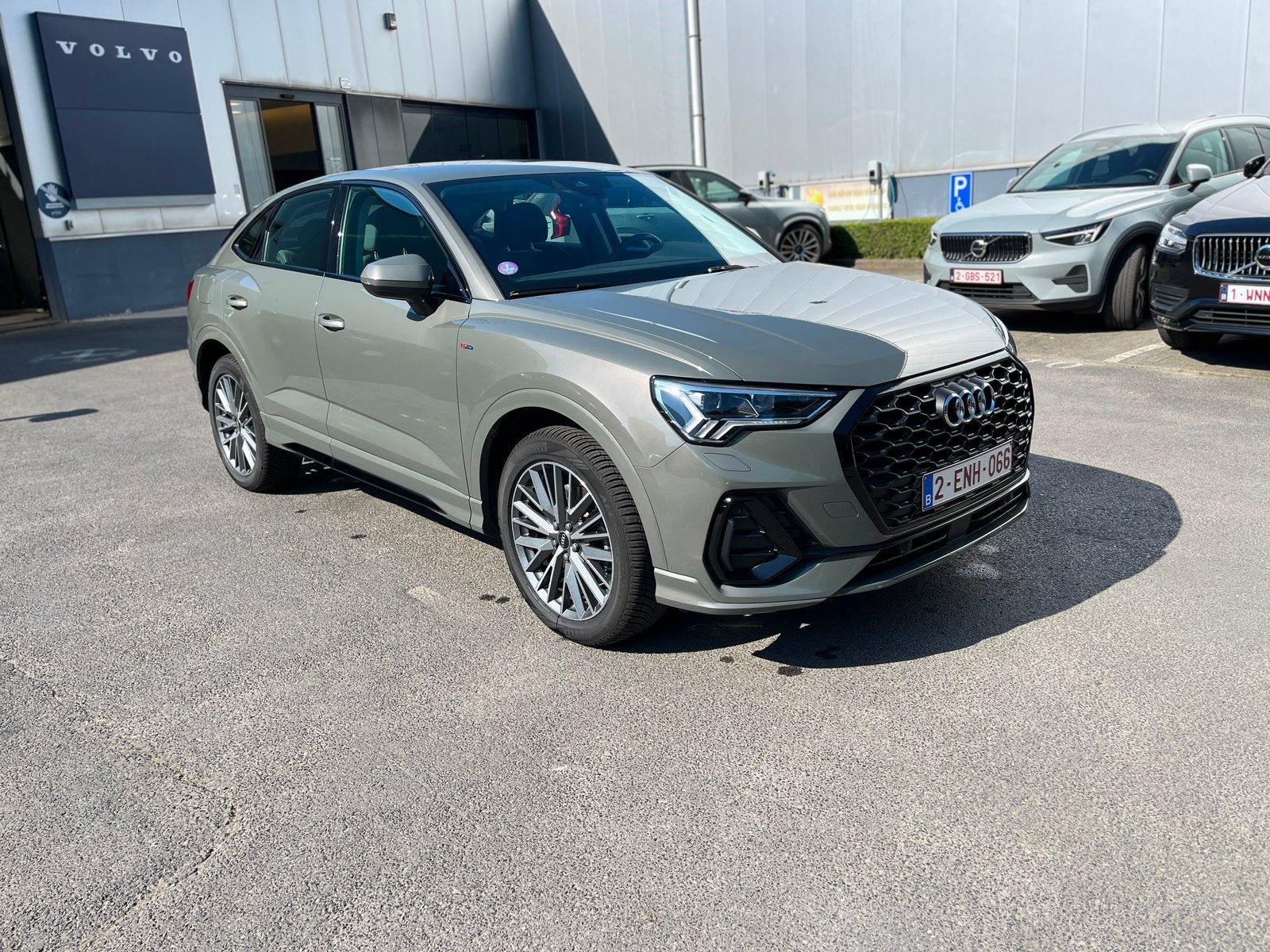 Audi Q3 Sportback 45 TFSIe S Line, Auto's, Lane Keeping Assist, 4 cilinders, Leder en Stof, 1395 cc