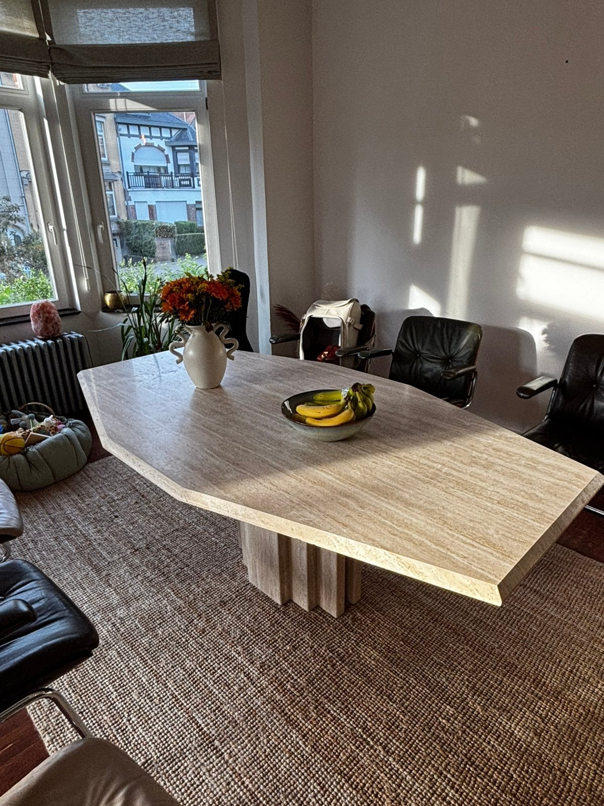Table de salle à manger design en travertin, Enlèvement