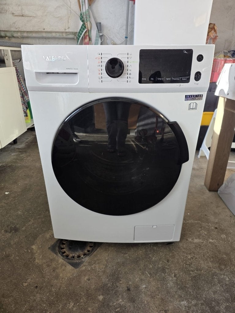 Lave-linge et séchoir incorporé, Enlèvement, Comme neuf, Séchoir