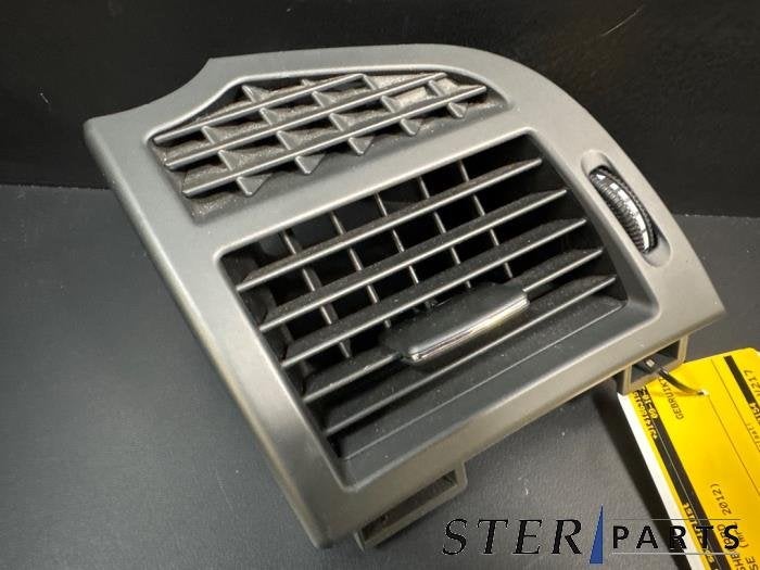 Grille aération tableau de bord d'un Mercedes S-Klasse, 3 mois de garantie, Utilisé, -, -