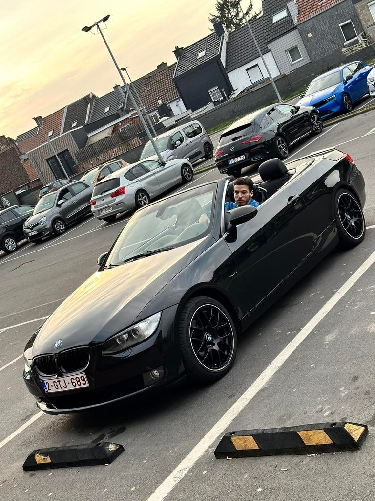 Bmw 320i cabriolet manuel, Autos, Cuir, Achat, Cabriolet, Noir