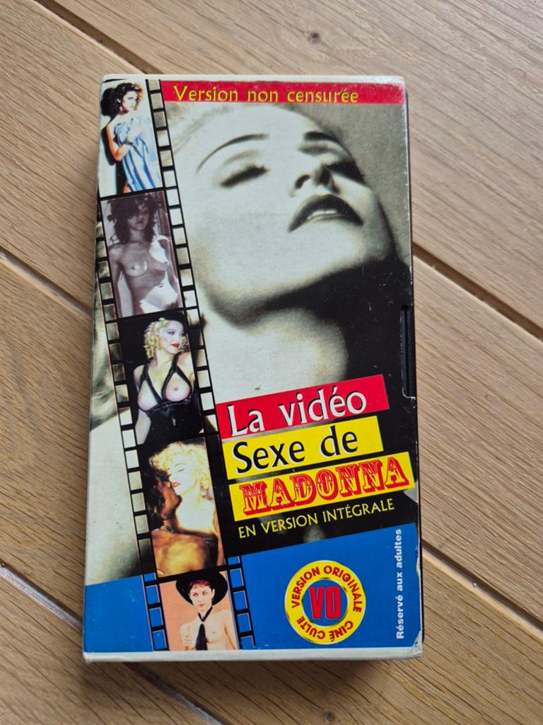 Madonna VHS sexe erotica, Enlèvement ou Envoi