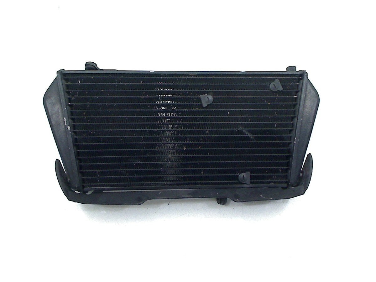 RADIATEUR EAU Aprilia Dorsoduro 750 2008-2010 (SMV750), Motos, Dhr. S. di Majo, Utilisé, Info@cama-motorparts.nl, P.J. Troelstraweg 8 8
3144 CX  MAASSLUIS, NL