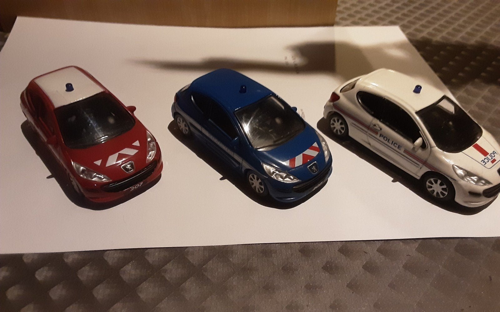 PEUGEOT 207 miniaturen, Ophalen of Verzenden, Zo goed als nieuw, Auto, Overige merken