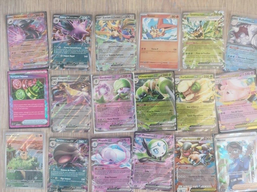 Lot environ 500 cartes pokemon plus EX et goodies, Enlèvement, Comme neuf, Cartes en vrac