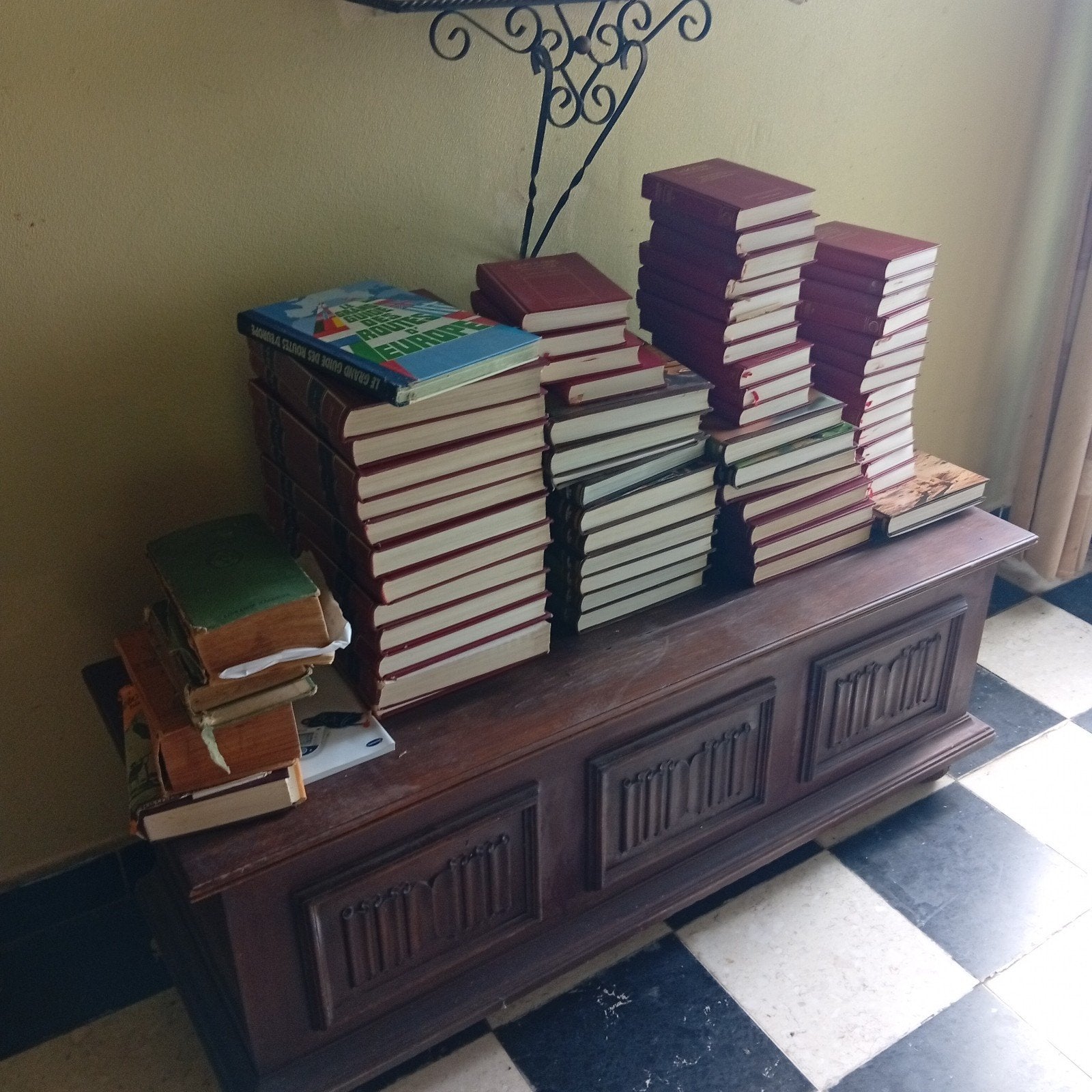 Livres, encyclopédie en tous genre, Boeken, Ophalen