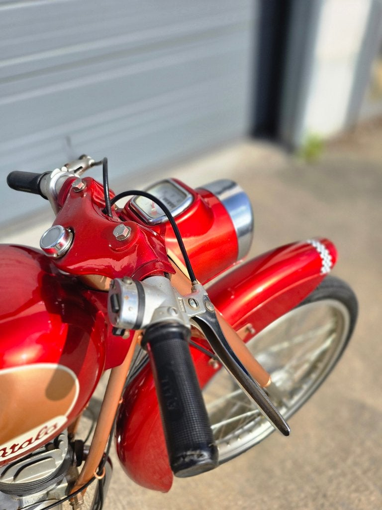 Atala 50cc sportbrommer, Ophalen