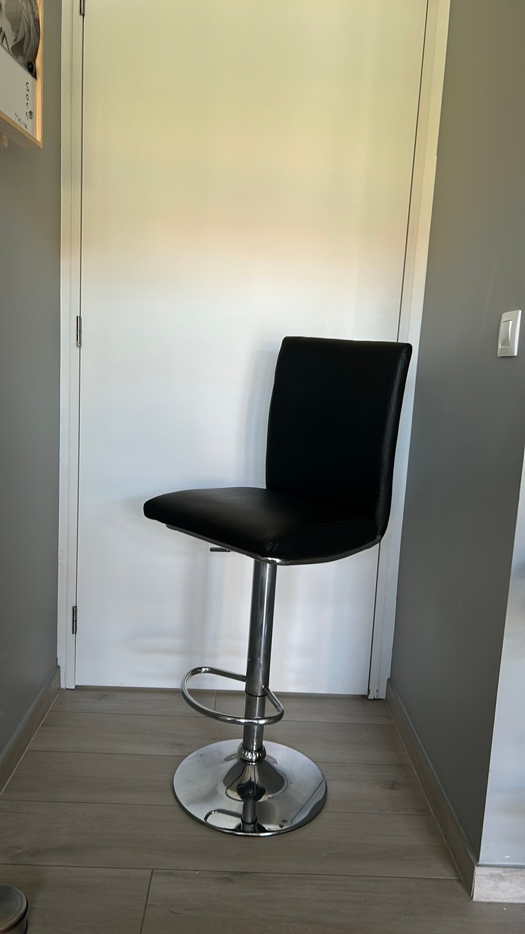 Ensemble de 2 tabourets de bar noirs, 2 tabourets, Enlèvement, Utilisé
