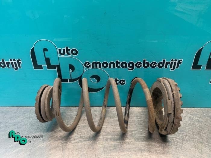 Ressort de flexion arrière d'un Fiat Punto Evo (Punto Evo 0, -, 3 mois de garantie, Utilisé, Fiat