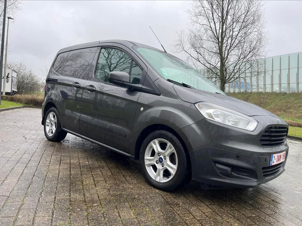 Ford Transit Courier  1.0 Ecoboost 2016/69000 km, Auto's, Ford, Stof, Euro 6, Bedrijf, Handgeschakeld