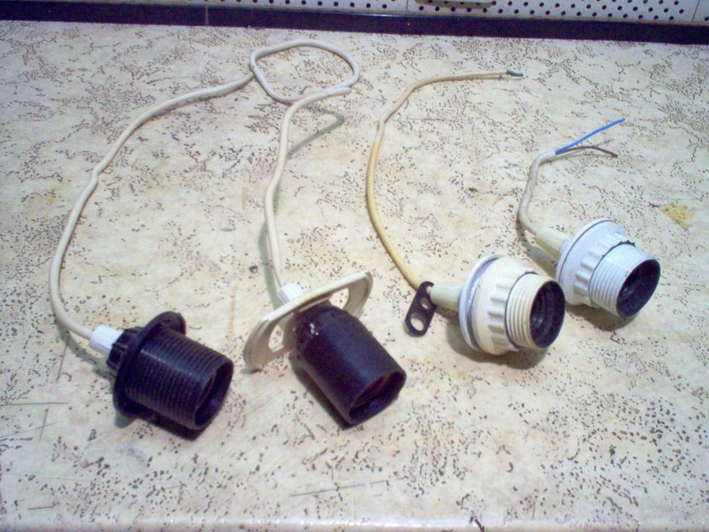 Plusieurs Sockets et supports globe 5 €, Enlèvement ou Envoi, Comme neuf
