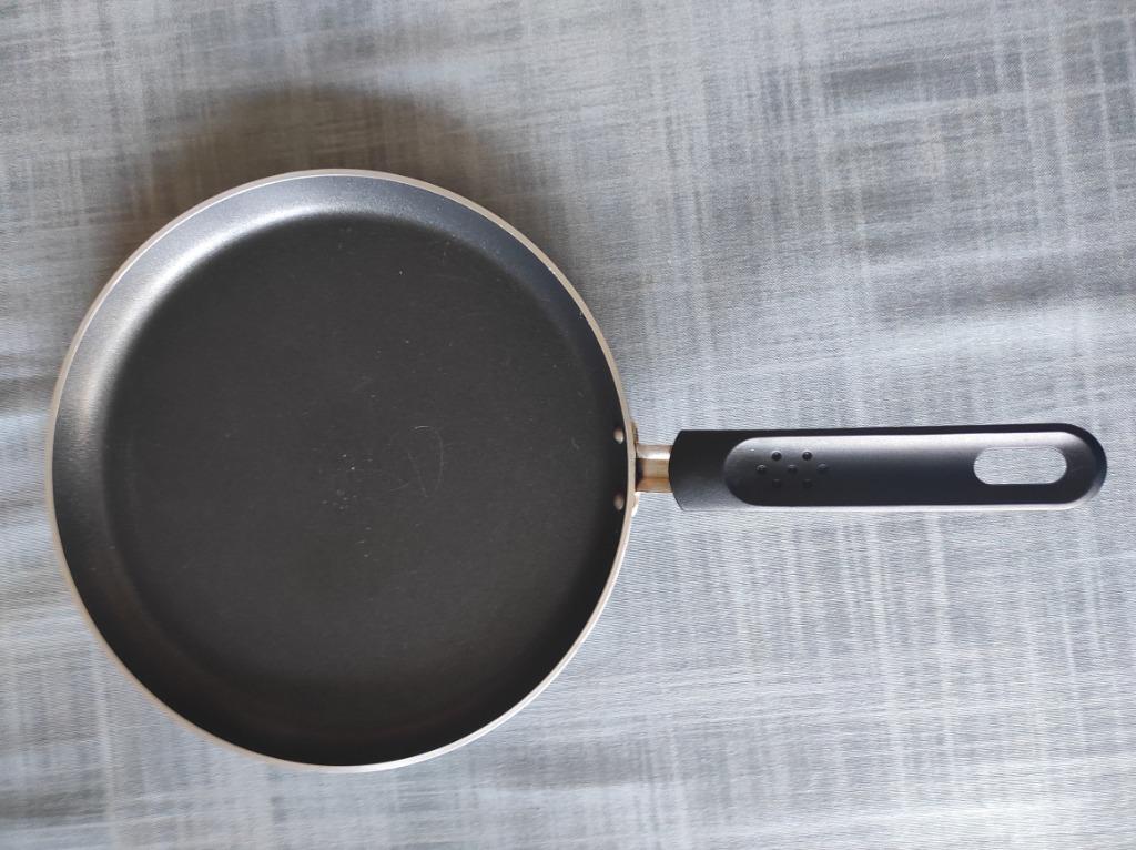 Nouvelle poêle à frire de 24 cm, voir les photos pour plus d, Enlèvement ou Envoi, Inox, Poêle à frire ou Sauteuse, Plaque céramique