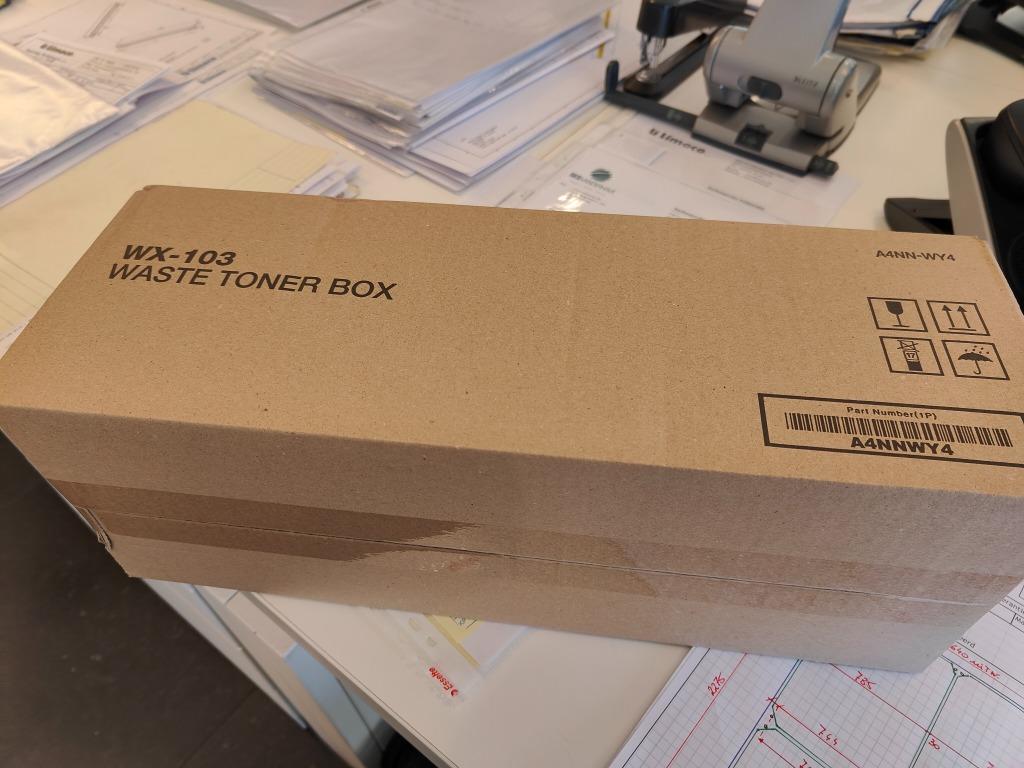 Waste toner box, Informatique & Logiciels, Enlèvement ou Envoi, Neuf, Autres types, Konica Minolta