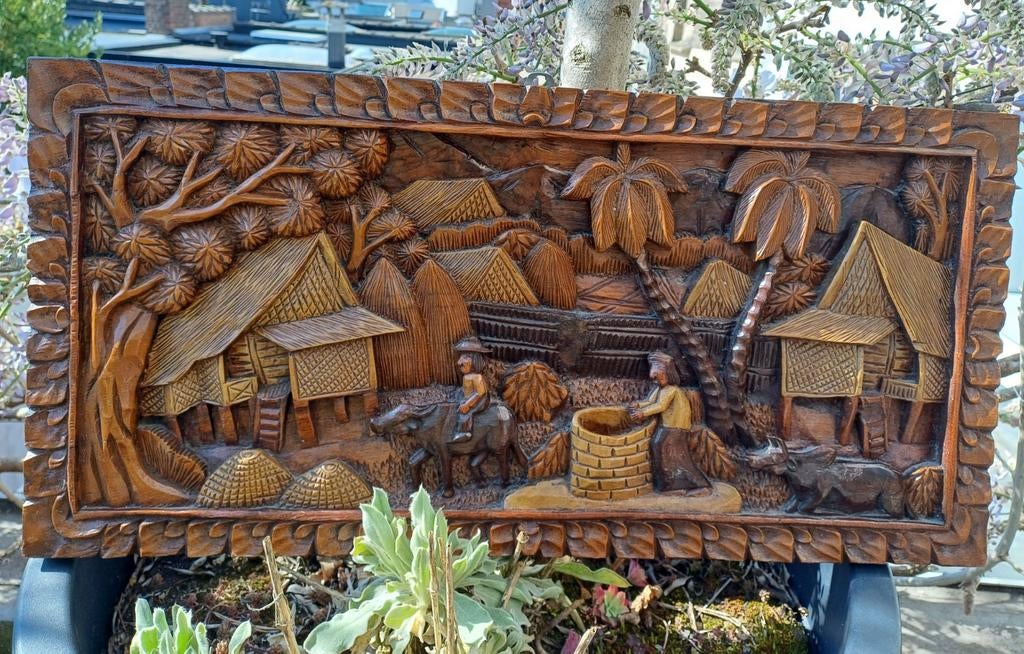 Groot Oosters houtsnijwerk, Antiek en Kunst, Kunst | Beelden en Houtsnijwerken, Ophalen of Verzenden