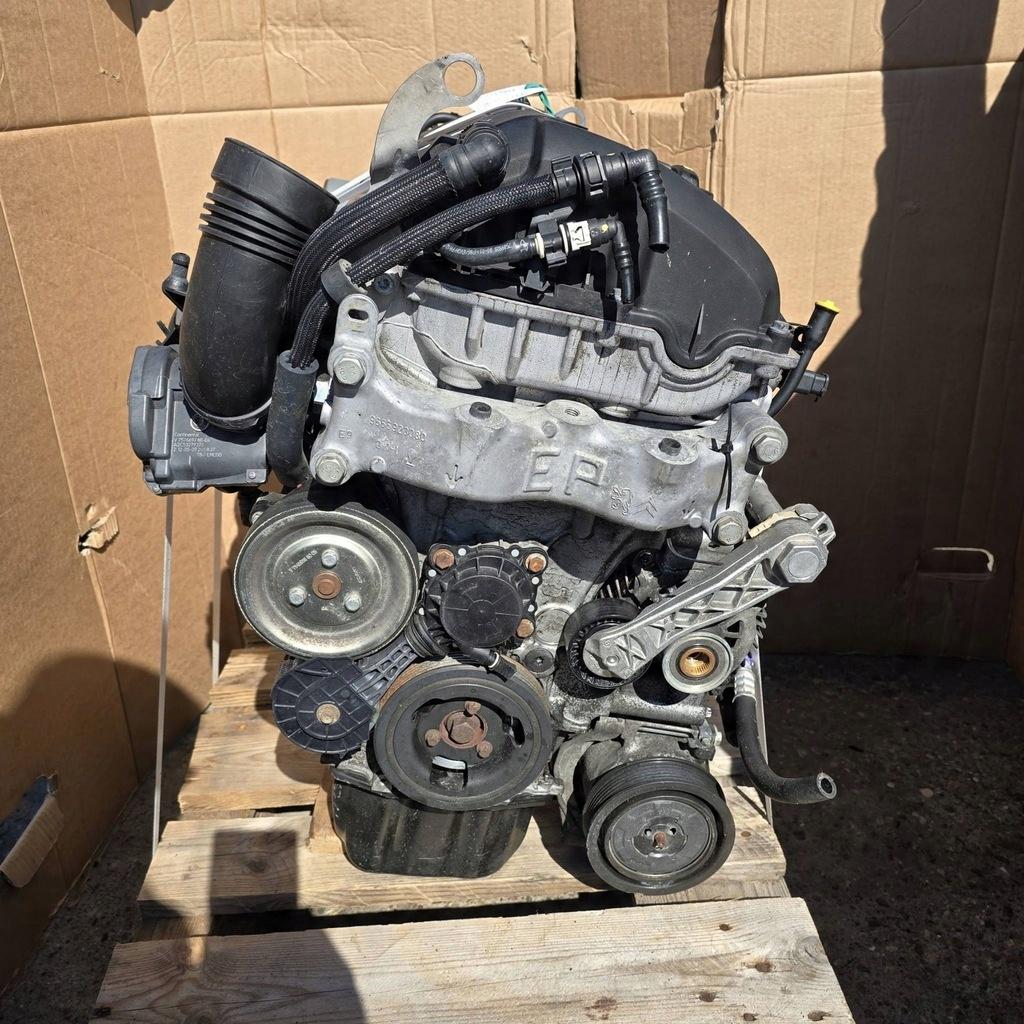 Moteur 5FW Complet CITROEN 3008 PEUGEOT C4 5008 308 207 C3, Envoi, Utilisé, Daihatsu