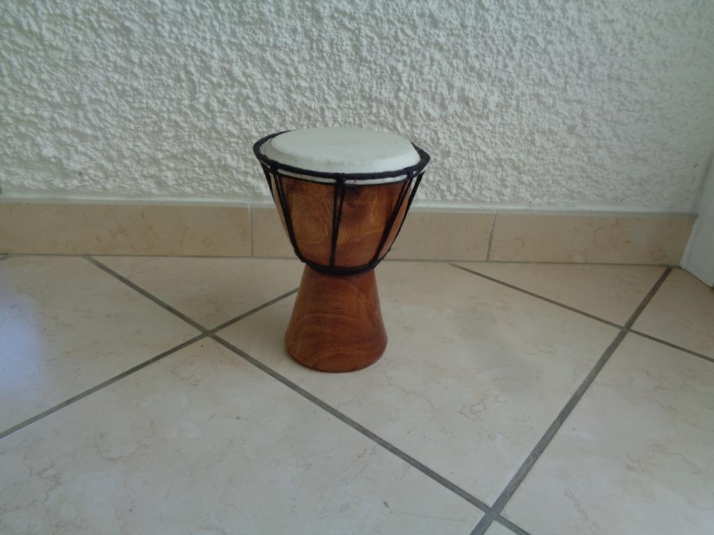 Tambour mini-Djembé. Fantaisie., Musique & Instruments, Enlèvement ou Envoi, Comme neuf, Tambour
