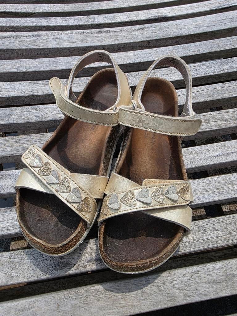 Lederen sandalen met velcrosluiting maat 34, Enlèvement ou Envoi, Utilisé, Autres types