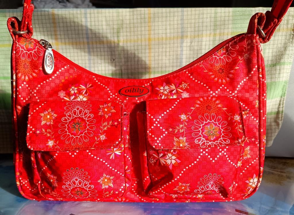 Mooie rode "Oilily" schouder handtas, Ophalen of Verzenden, Zo goed als nieuw, Rood, Handtas