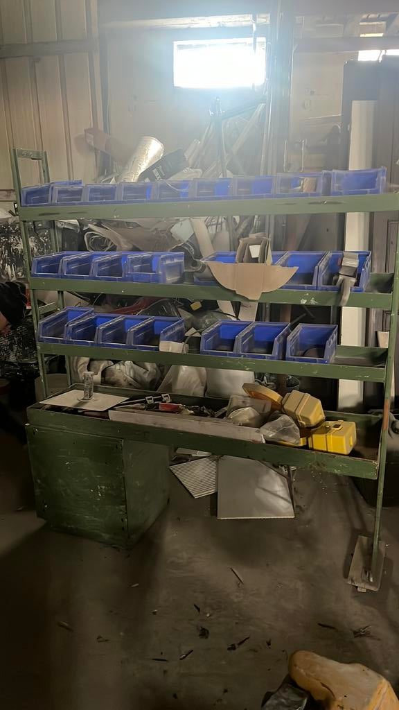 Materiaalkast voor in de schuur of camionet, Ophalen, Gebruikt