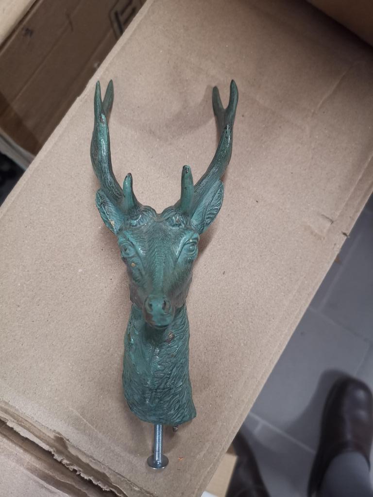 Cerf, Enlèvement ou Envoi