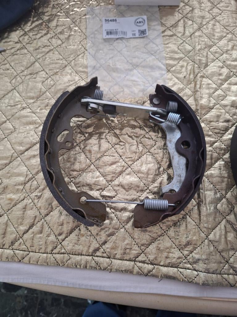 Complete remtrommelset | Remmen | Ford Focus MK1, Auto-onderdelen, Verzenden, Nieuw, Ford
