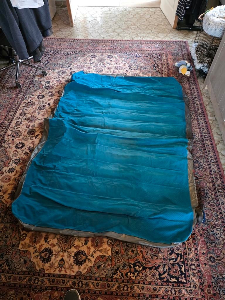 Matelas gonflable dans un état absolument neuf ! ! !, Enlèvement