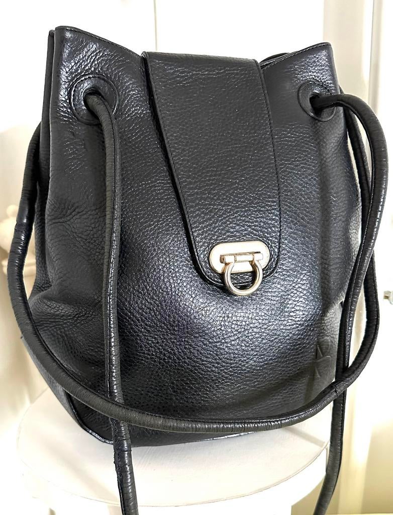 Sac en cuir grainé épaule ou bandoulière Bardolino., Comme neuf, Cuir