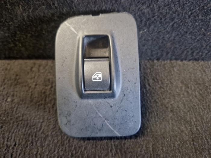 Commutateur vitre électrique d'un Fiat Fiorino, Enlèvement ou Envoi, 3 mois de garantie, Utilisé, Fiat