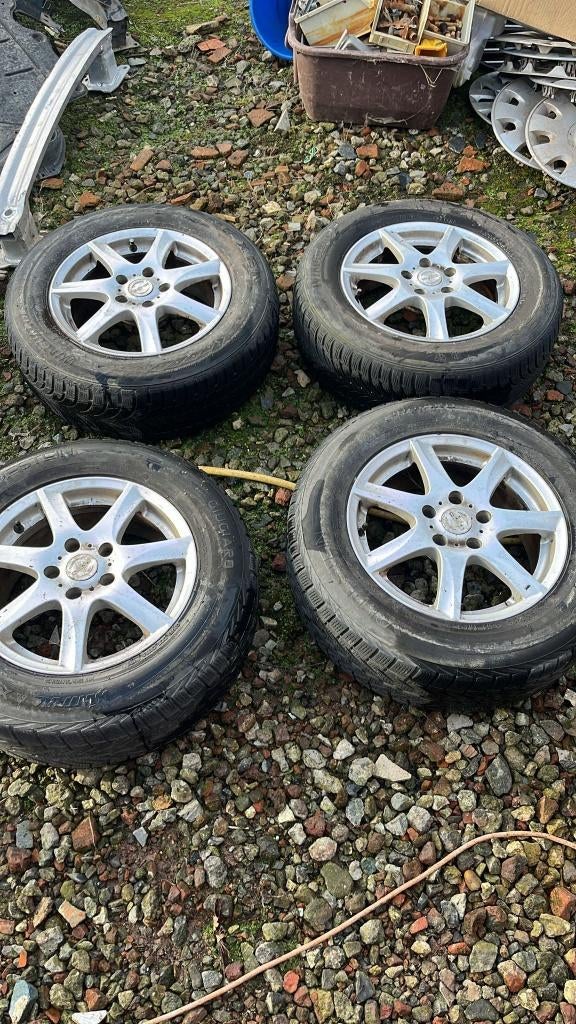 Mitsubishi velgen en banden, Ophalen, Gebruikt, 16 inch, Band(en)
