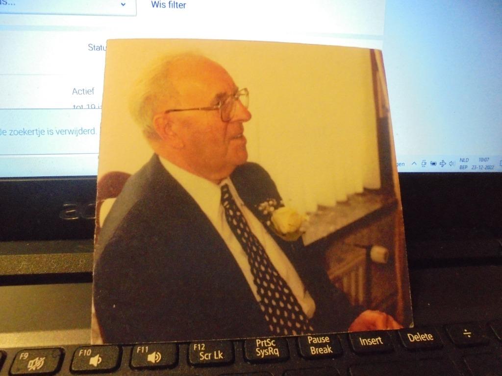 dp ere directeur generaal, Verzamelen, Bidprentjes en Rouwkaarten, Ophalen of Verzenden, Bidprentje