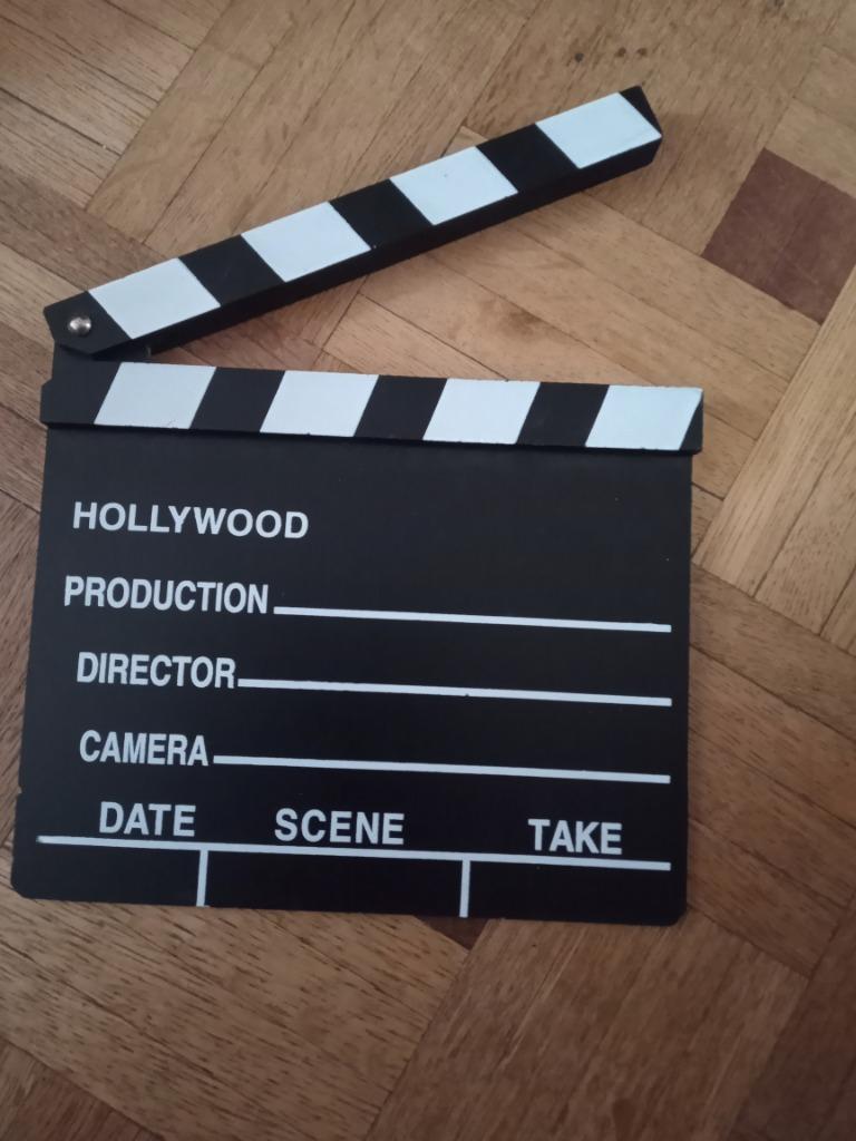 Générique Clap de cinéma en noir et Blanc, Enlèvement, Neuf