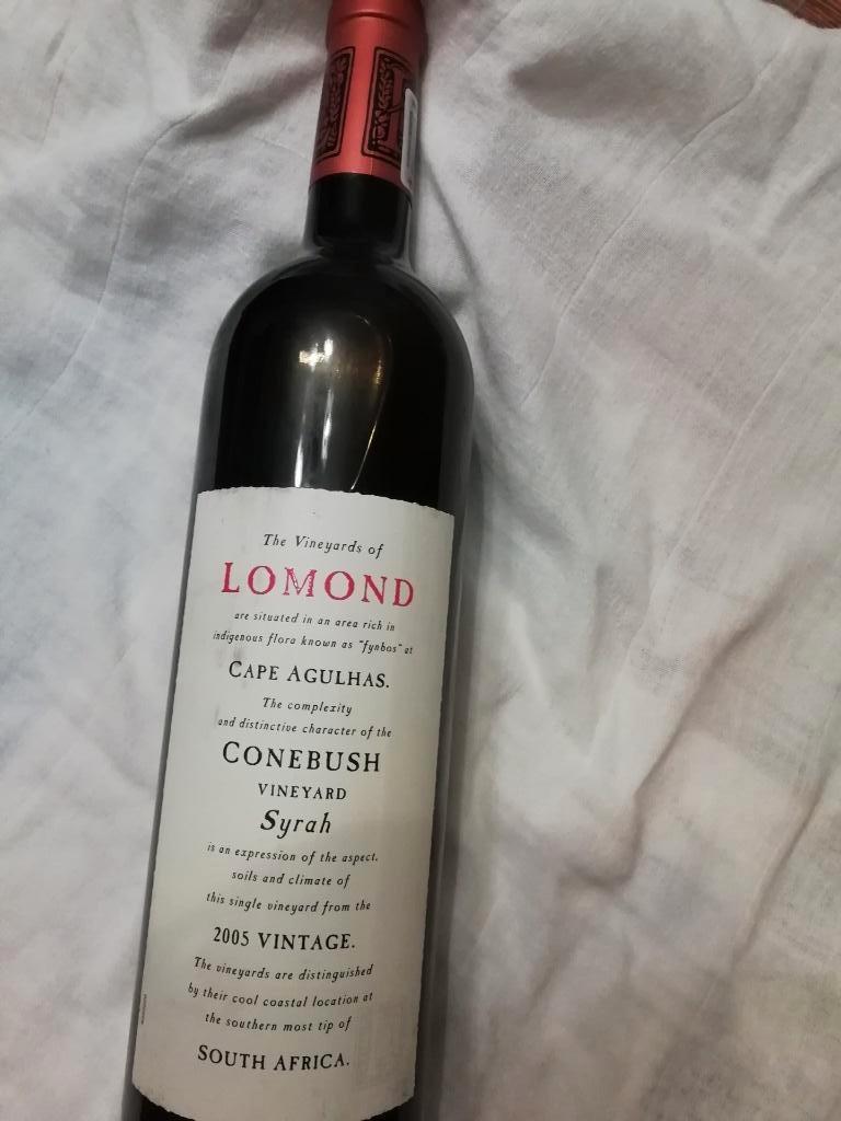 Vin rouge millésime 2005 LOMOND, Collections, Vins, Vin rouge, Pleine, Enlèvement