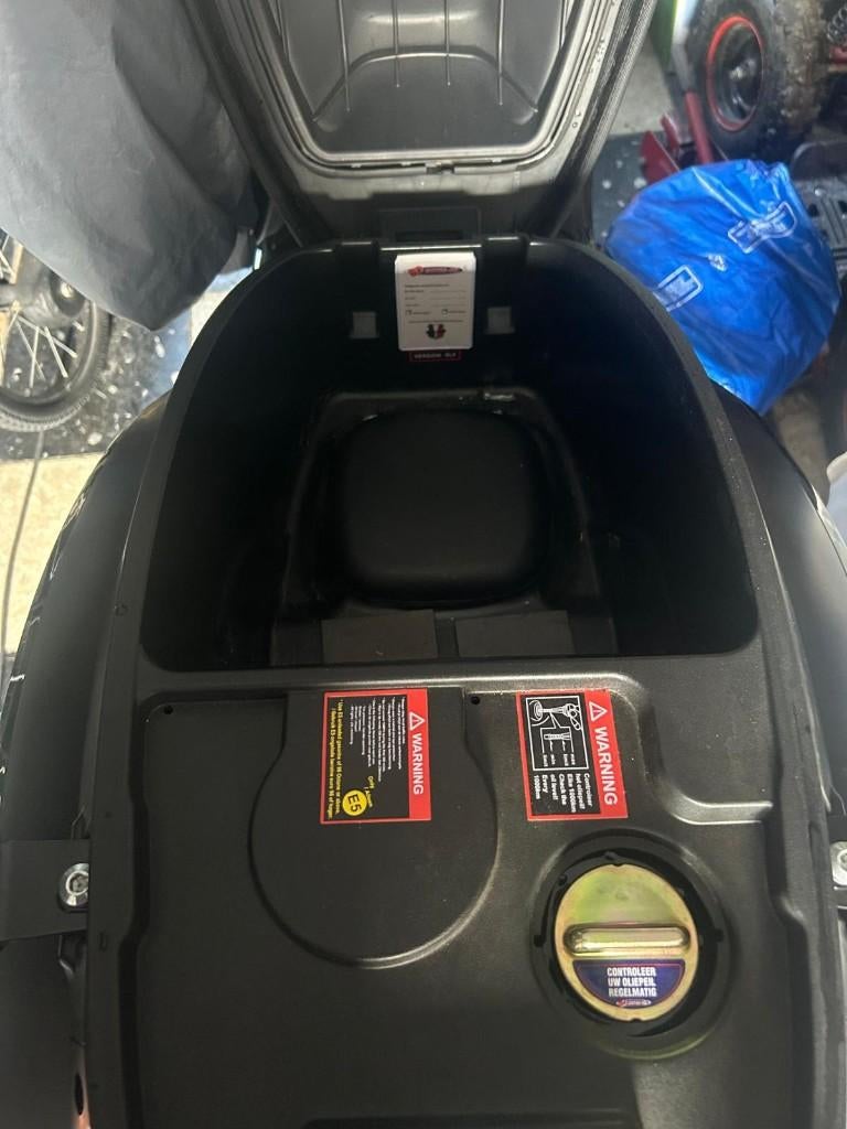 GTS Palermo 50cc benzine scooter, Fietsen en Brommers, Ophalen, Gts, Klasse A (25 km/u), Zo goed als nieuw