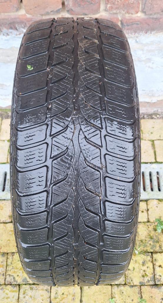 Pneu hiver UNIROYAL MS PLUS 66 - 205/50R17 93V XL, Pneus hiver, 205 mm, Enlèvement, Utilisé