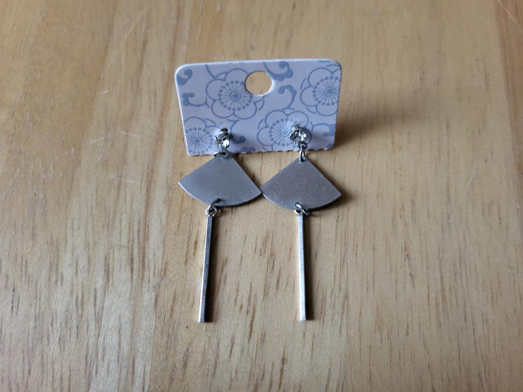 Boucles d’oreilles éventails, Handtassen en Accessoires, Oorbellen, Zo goed als nieuw, Hangers, Zilver, Zilver, Ophalen