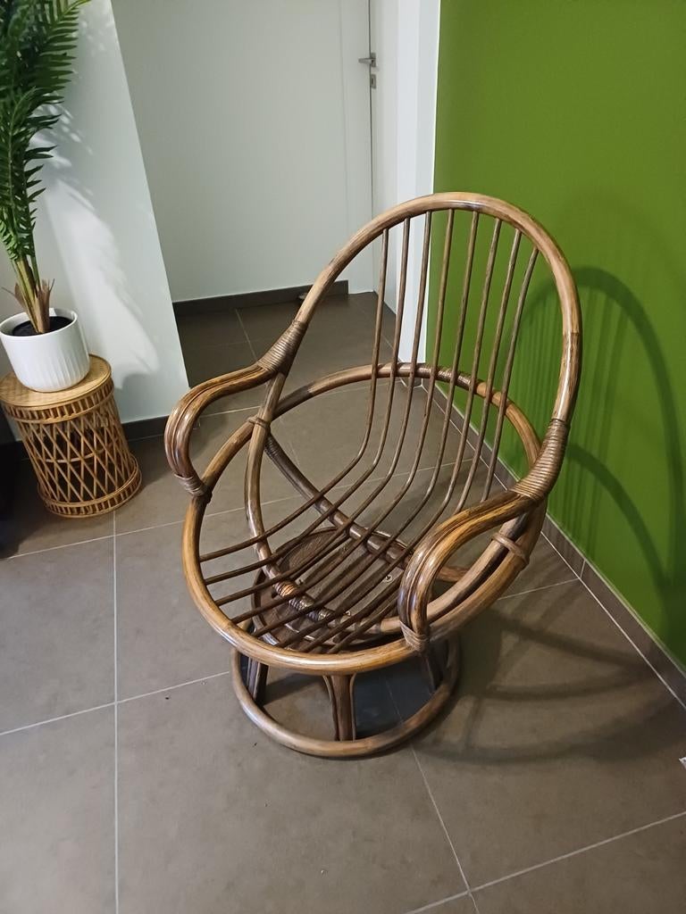 Bamboe stoel in perfecte staat, Huis en Inrichting, Stoelen, Ophalen, Zo goed als nieuw, Bruin, Eén