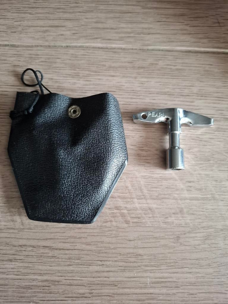 Pearl vintage jaren 70 stemsleutel voor uw drumstel in zgst, Ophalen of Verzenden, Zo goed als nieuw