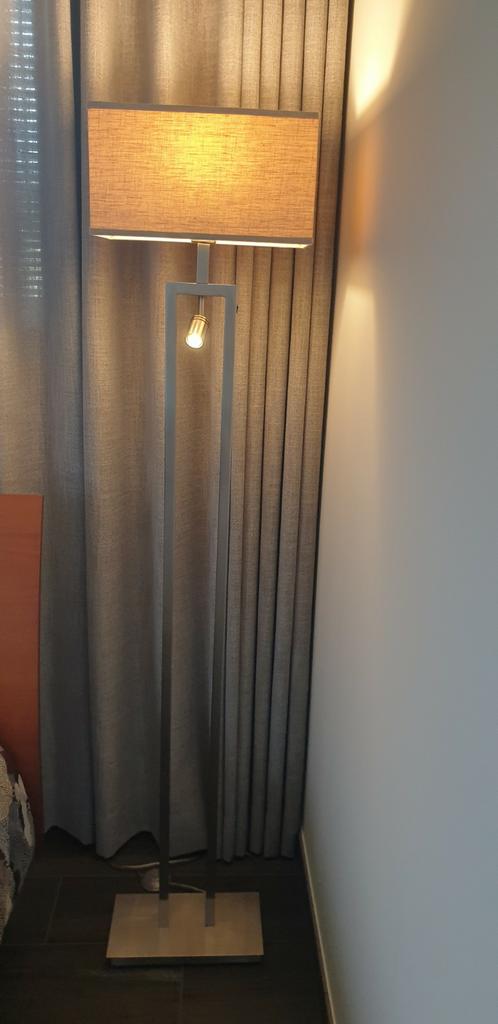 Staande lamp met leeslamp, Ophalen, Gebruikt