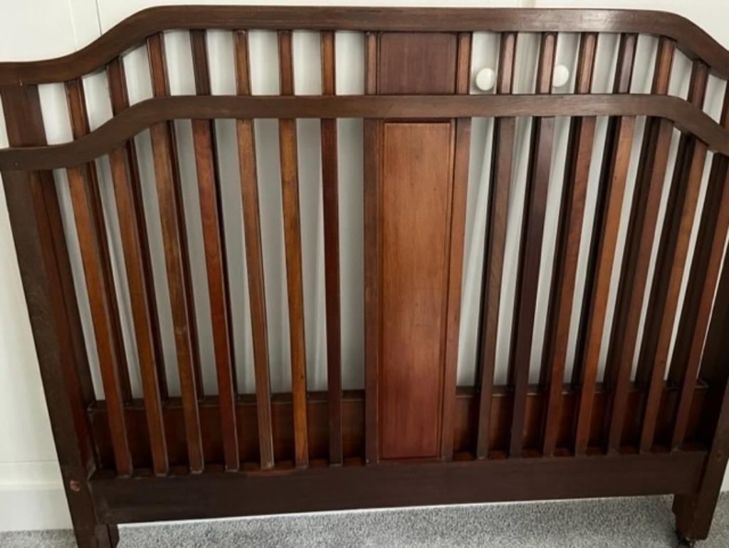 Antiek Mahony/mahogany tweepersoons bed, Enlèvement