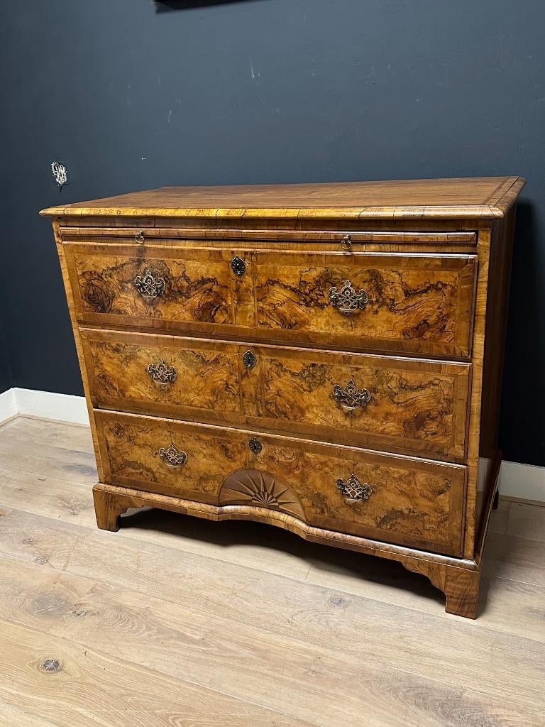 Antieke Engelse 18e eeuwse ladekast, Antiek en Kunst, Ophalen of Verzenden