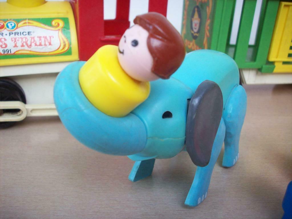 Fisher Price "Play Family Circus Trein"  1971, Ophalen, Zo goed als nieuw, Speelset, Met geluid