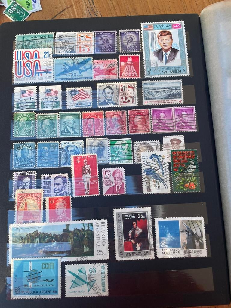 Postzegels in album, Ophalen