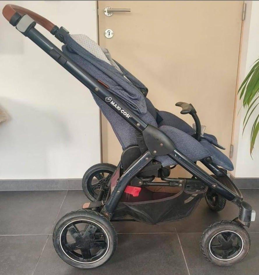 Koets maxi cosy, reisbed, twee autostoelen, Ophalen, Gebruikt, Kinderwagen, Maxi-Cosi